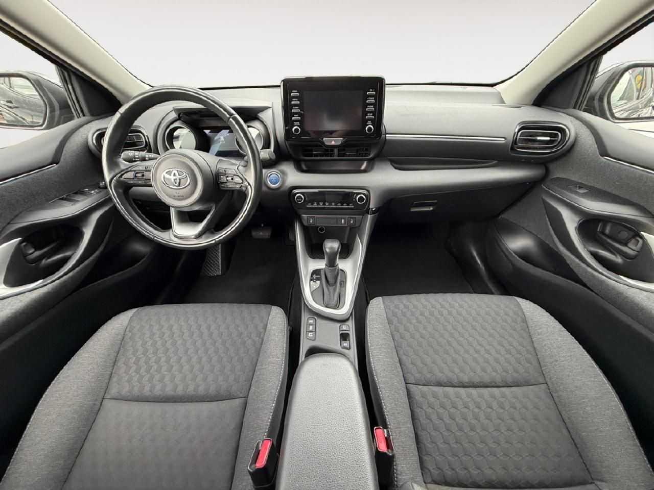 Fahrzeugabbildung Toyota Yaris Hybrid Club