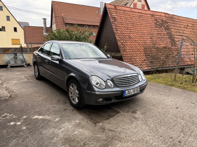 Mercedes-Benz E 200 E -Klasse Lim. E 200 Kompressor