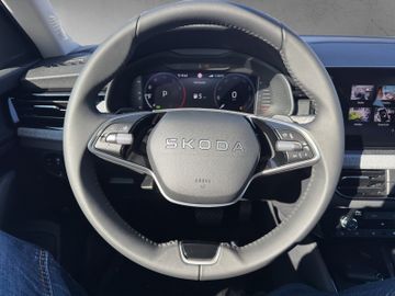 Skoda Kamiq 1.0 TSI DSG Tour*CAM*4xPDC*NAVI*MATRIX*