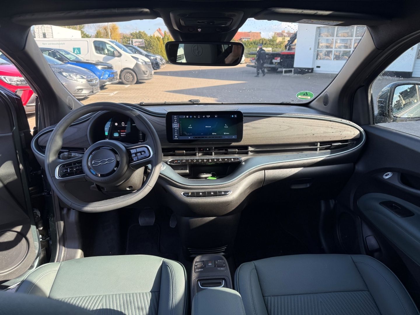 Fahrzeugabbildung Fiat 500e e Giorgio Armani Collectors Edition