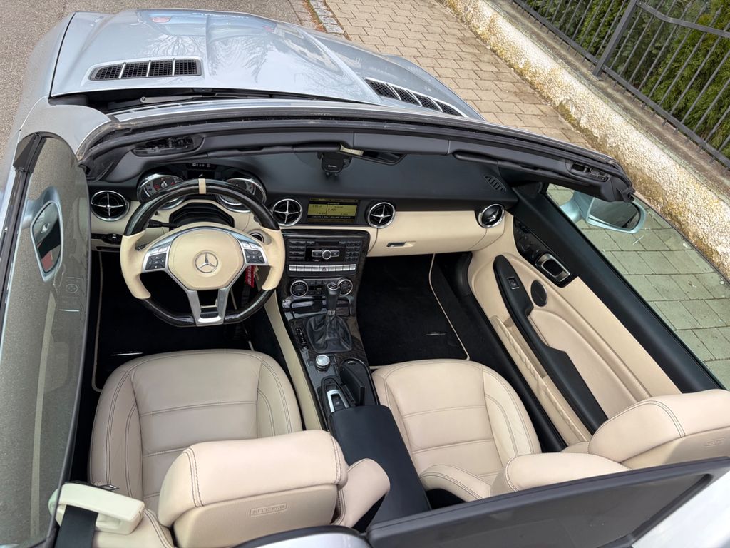 Mercedes-Benz SLK 250