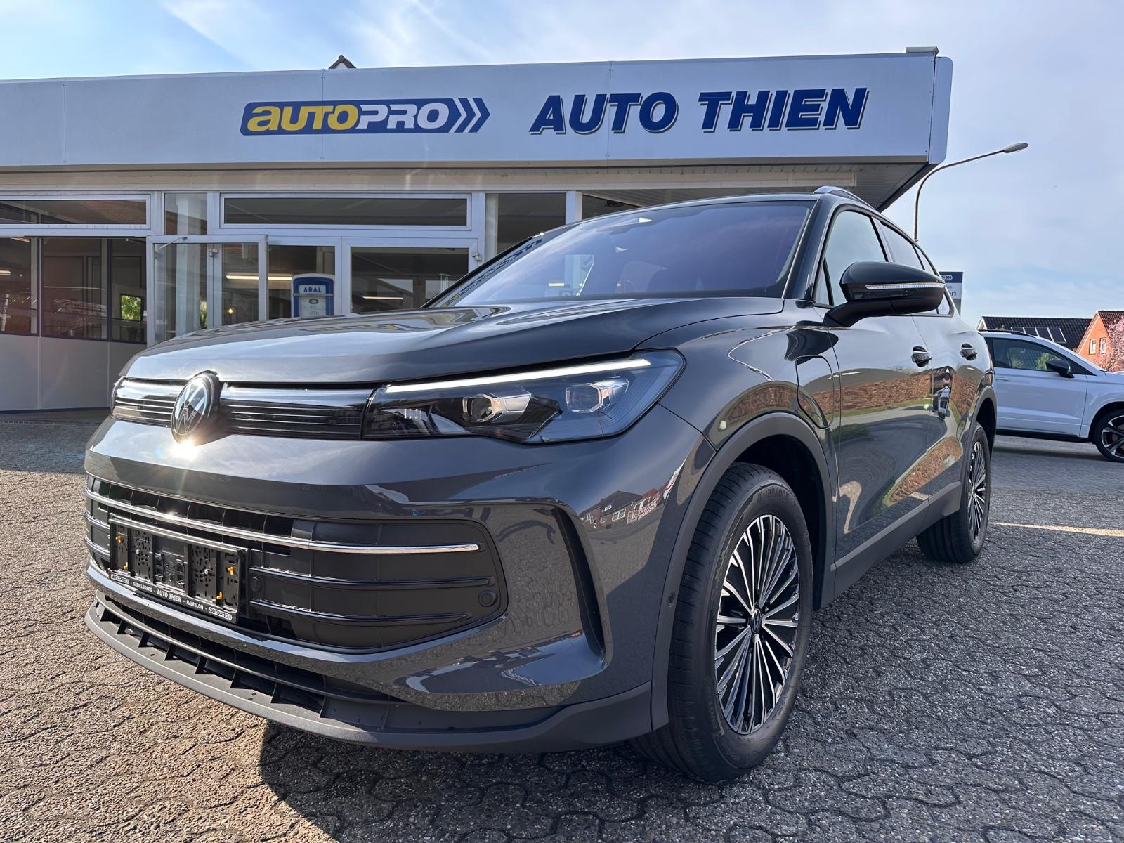 Volkswagen Tiguan Life 1.5 e-Hybrid DSG ACC/APP/PDC/LED+