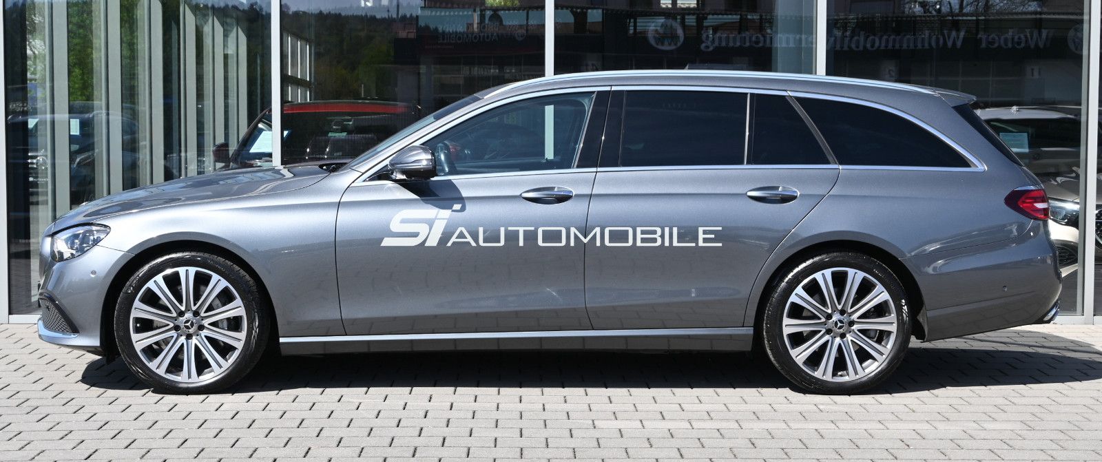 Fahrzeugabbildung Mercedes-Benz E 400 d 4M. T °ACC°AHK°AIRMATIC°MEMO°STHZG°360°
