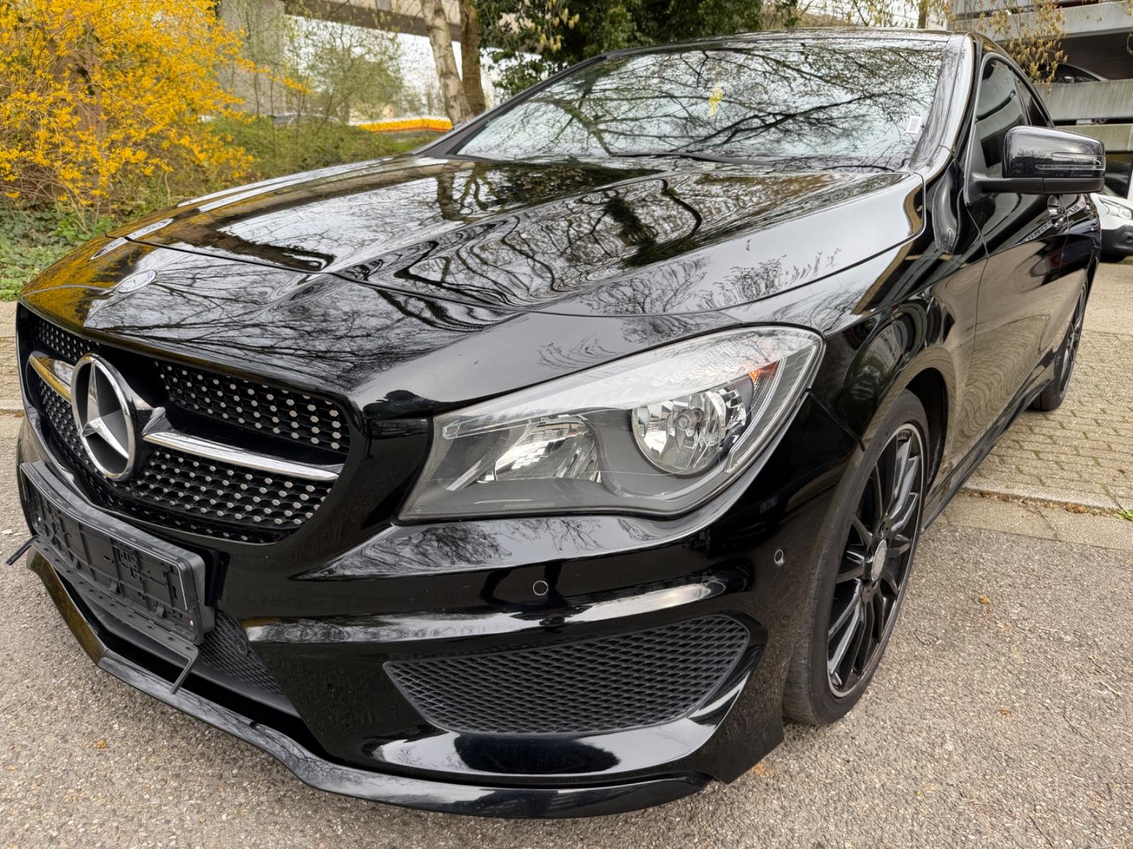 Mercedes-Benz CLA 180 CLA CLA 180*AMG-Paket*