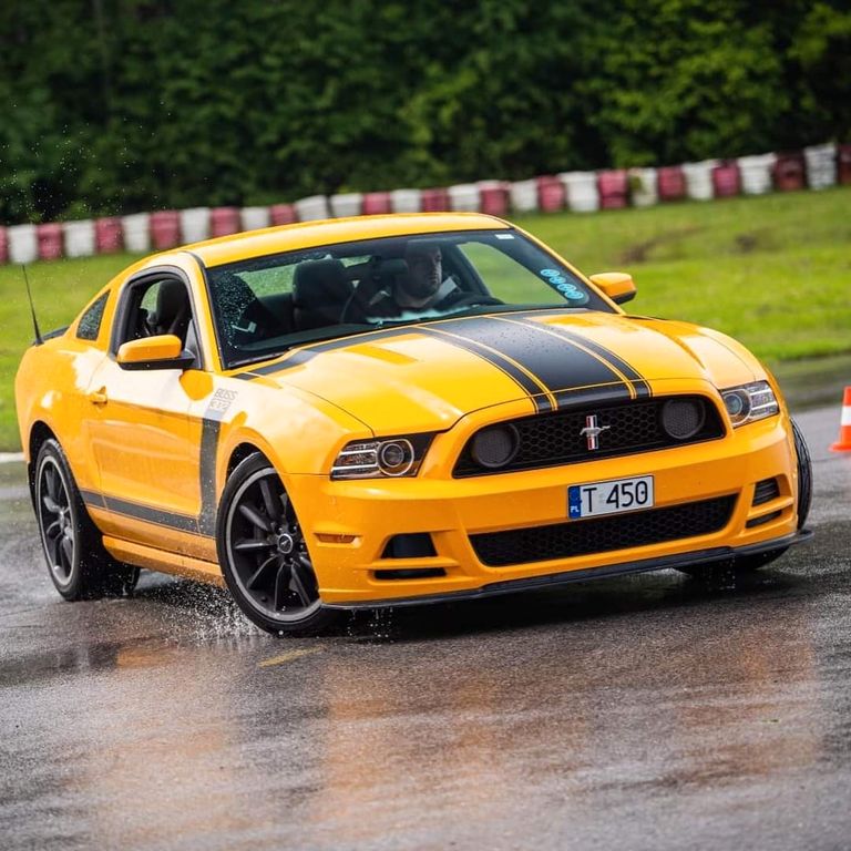 Ford Mustang