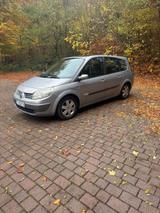 Renault Scenic Polen Kennzeichen - Renault Scenic aus 2006 mit Diesel-Antrieb
