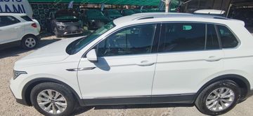Volkswagen Tiguan - 8