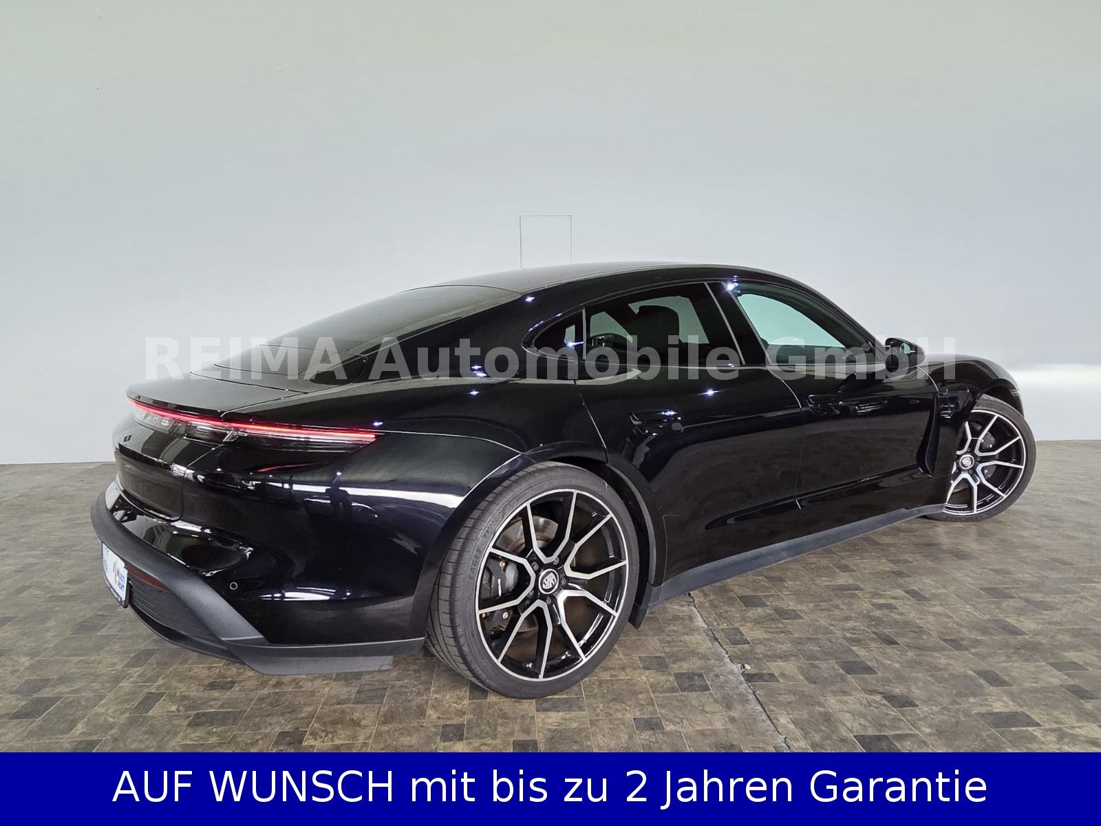 Fahrzeugabbildung Porsche Taycan Performance , Bose, Pano, ACC, LED