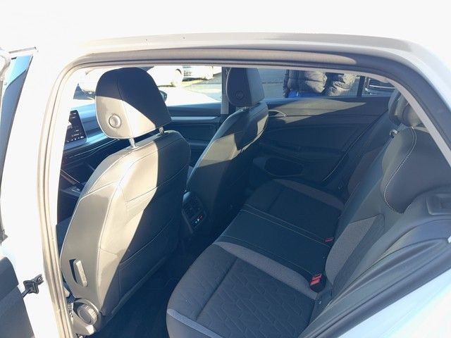 Volkswagen Golf - Bild 11