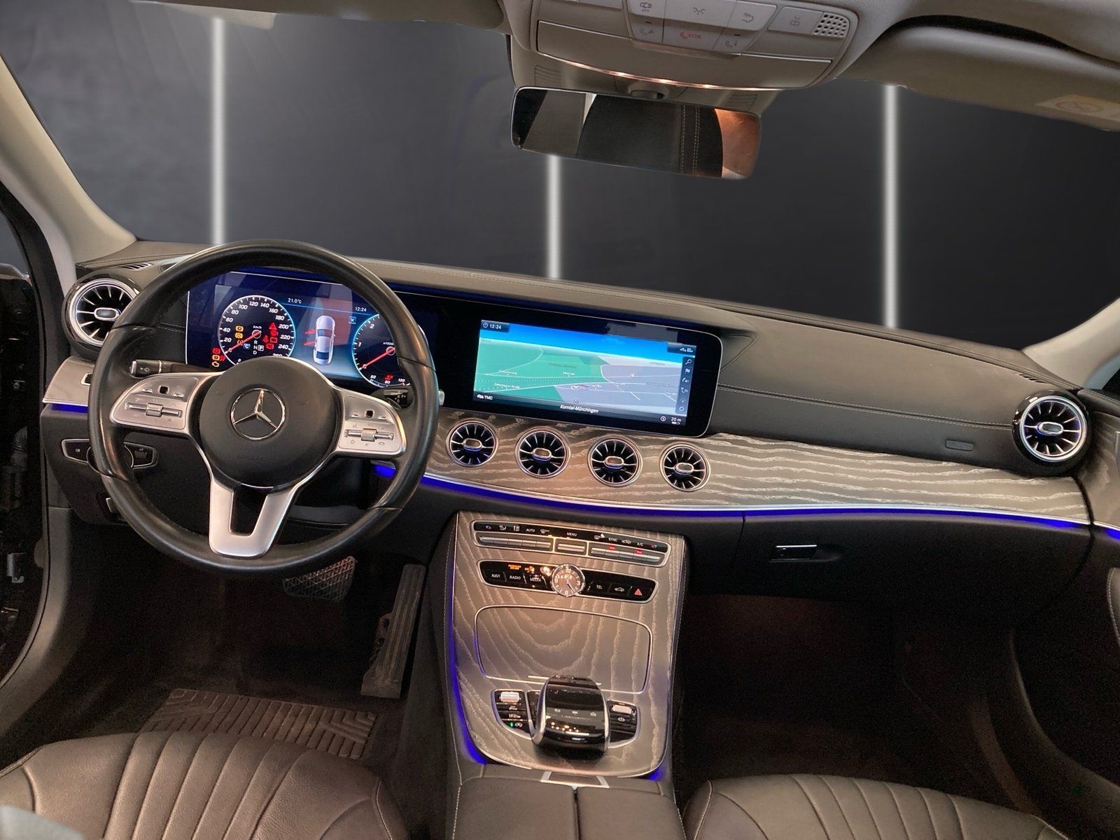 Fahrzeugabbildung Mercedes-Benz CLS 350 d 4M*Distronic*Schiebedach*Burmester*LED