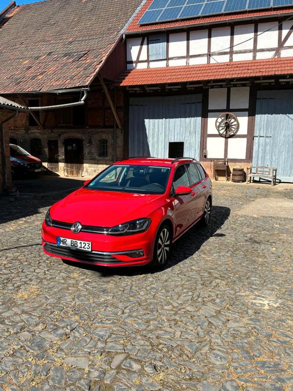 Image of Volkswagen Golf