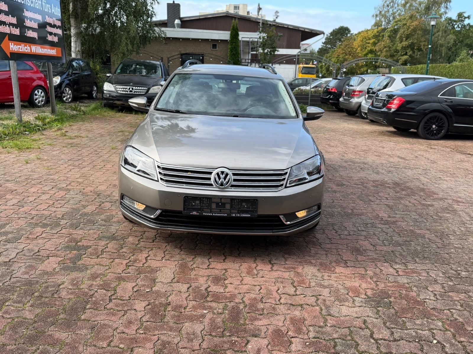 Volkswagen Passat Variant 2012, 1.6D dīzelis, Manuāls, Universāls, Brūns — Latvijā