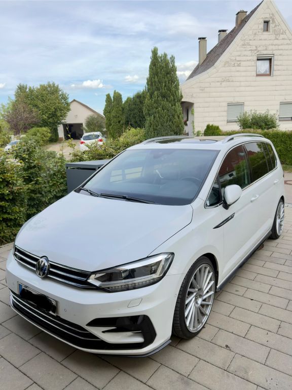 Image of Volkswagen Touran