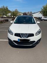 Volkswagen Nissan QASHQAI+2  Neue TÜV  7 Sitzer - Volkswagen Golf aus 2012: 7