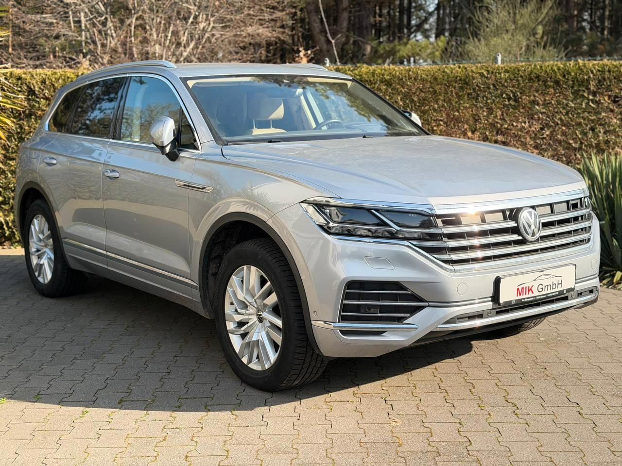 Volkswagen Touareg 3.0 4MOTION FACELIFT HEAD-UP MATRIX-LED