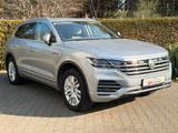 Volkswagen Touareg 3.0 4MOTION FACELIFT HEAD-UP MATRIX-LED - gebrauchte Volkswagen Touareg mit Facelift