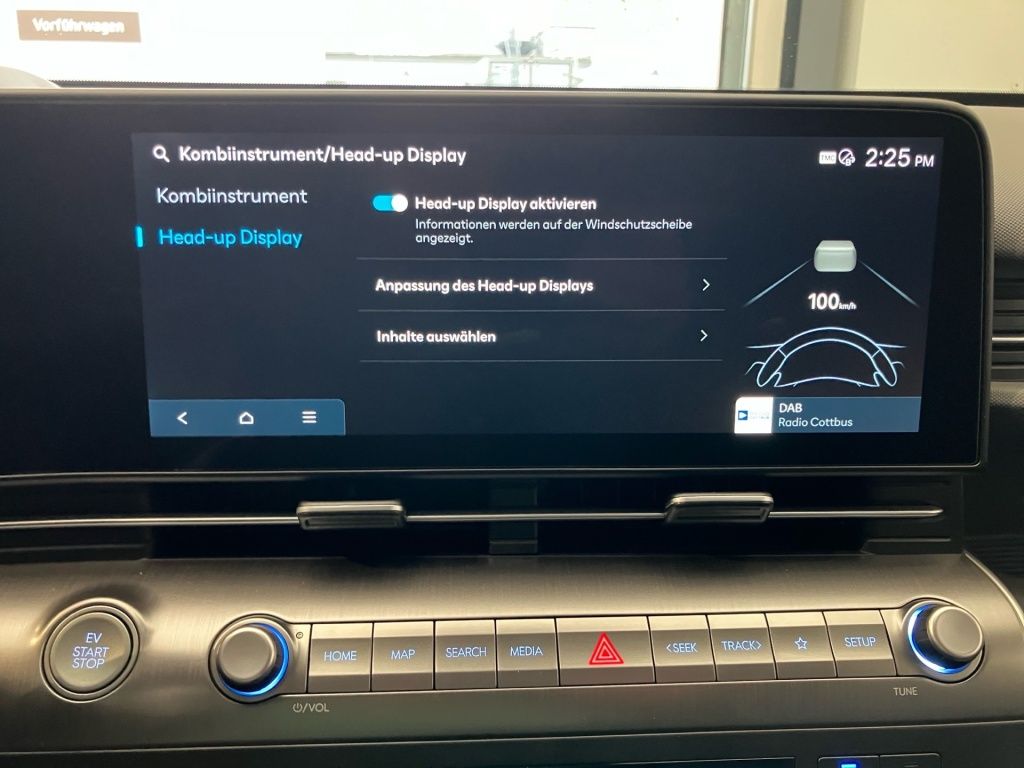 Fahrzeugabbildung Hyundai KONA EV 2WD 65kWh Prime 2xKlima 360 ACC AUT HUD