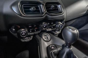 2021 Aston Martin V8 VANTAGE 缩略图 30