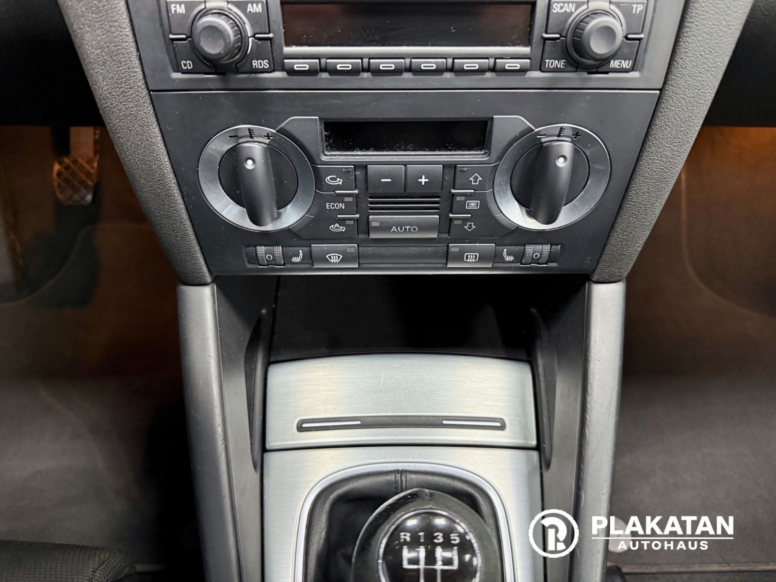 Fahrzeugabbildung Audi A3 1.9 TDI S line Sportpaket plus