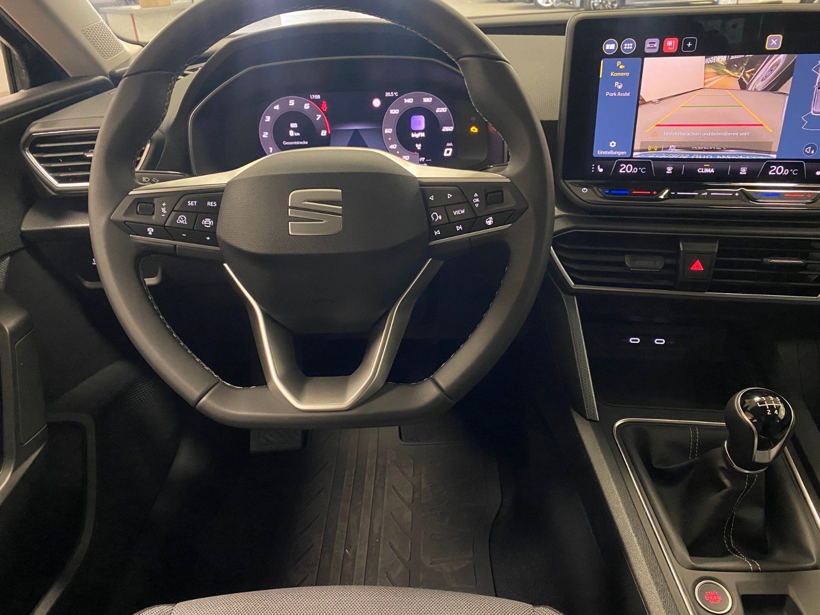 Fahrzeugabbildung SEAT Leon ST 1.5 TSI Style Sportstourer+2030 GARANTIE
