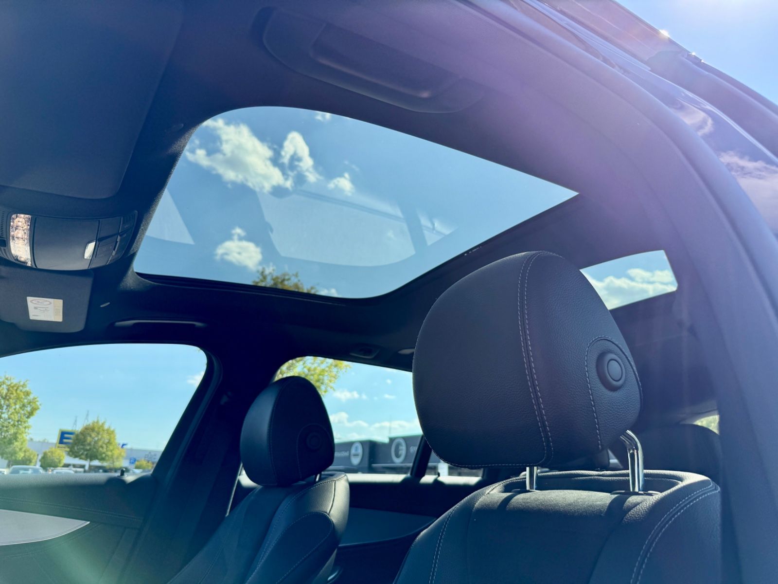 Mercedes-Benz E 300 de T 9G-Tronic  AMG-Line Top-Ausstattung imagem 3