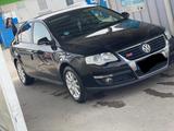 Volkswagen Passat 1.6 FSI Comfortline Comfortline - gebrauchte VW Passat aus dem Jahr 2005