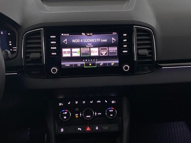 Karoq Tour 1.5 TSI DSG AHK+MATRIX+NAVI