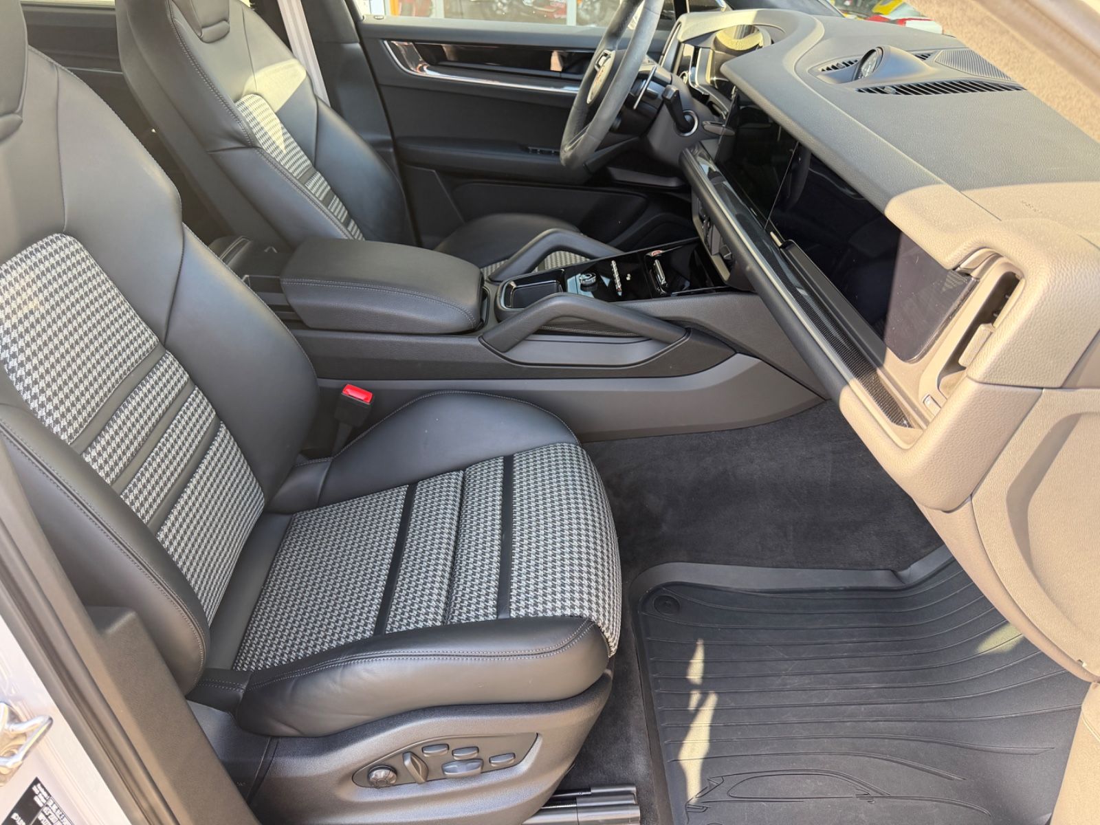 Porsche Cayenne Coupe S Leichtbau/Pepita/Luft/HA-Lenkung foto 22