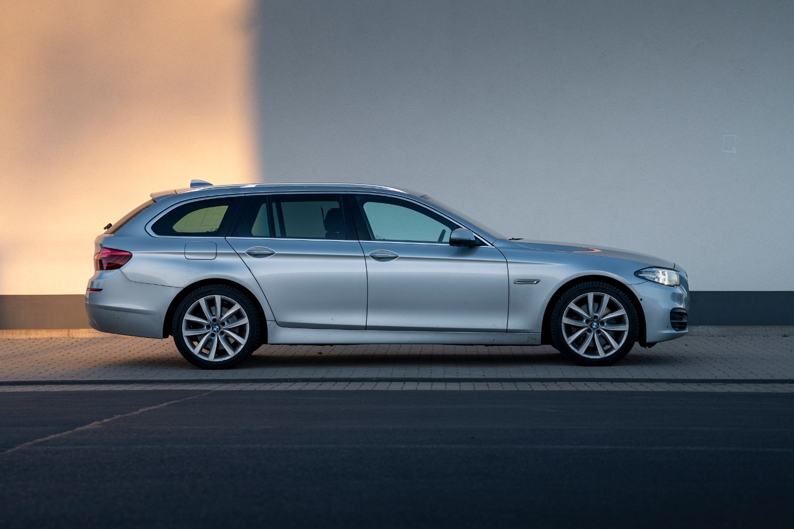 BMW 530d xDrive Touring Luxury Line Luxury Line