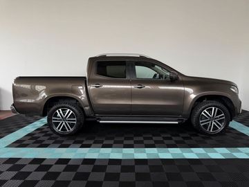 Mercedes X 250 - 5