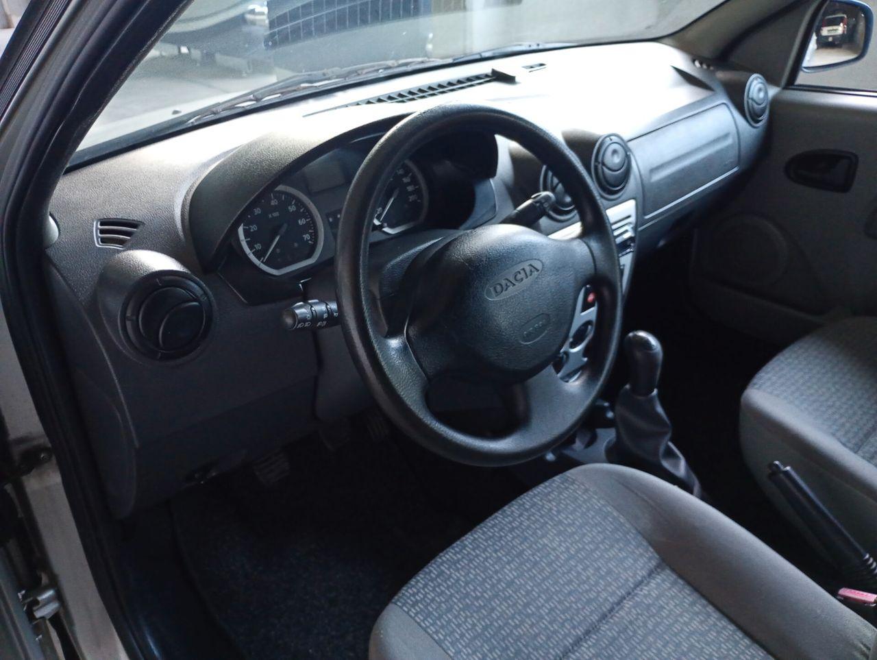 Dacia Logan 2009 — photo 12
