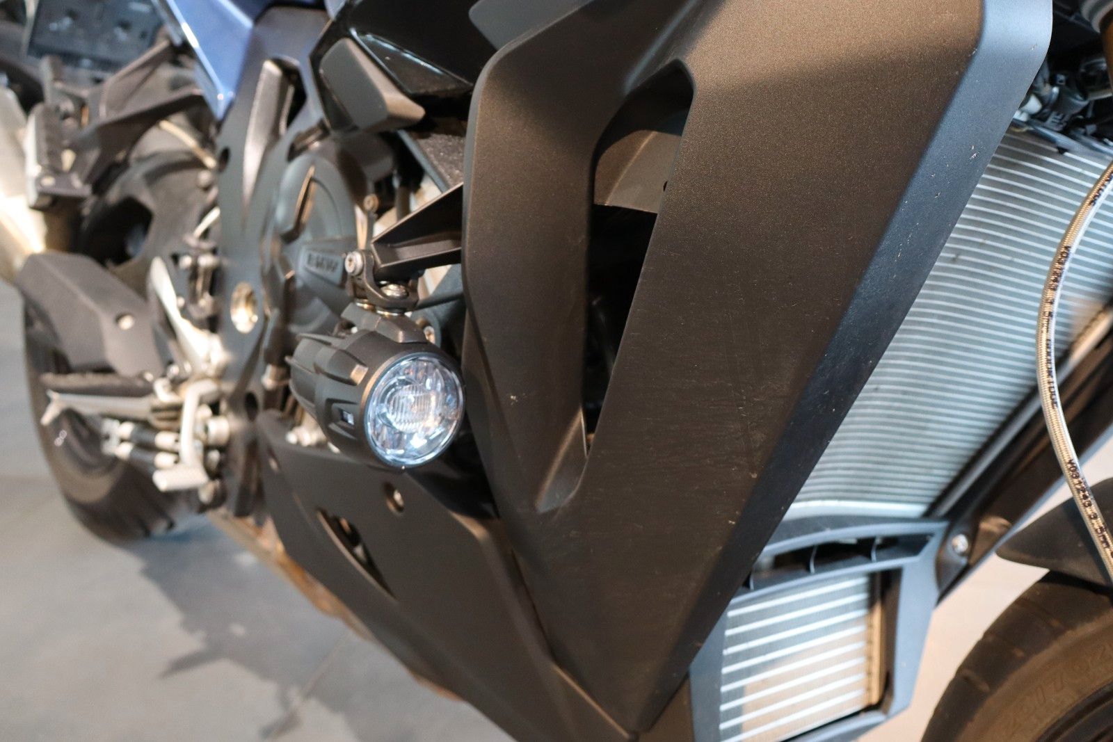 Fahrzeugabbildung BMW S 1000 XR Style Sport