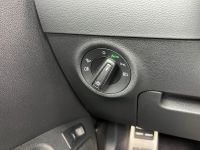 SKODA Karoq 1.5 TSI DSG Sportline PANO KAM AHK 4JGAR bei Autohaus Landmann & Maier OHG