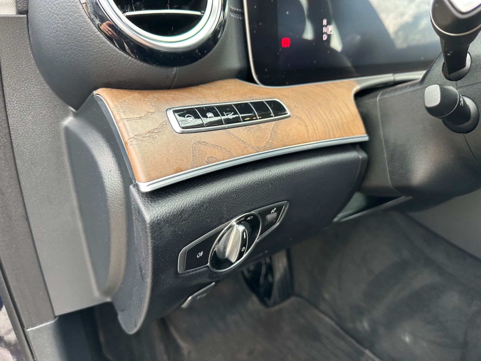 Fahrzeugabbildung Mercedes-Benz E 300d T AMG*360Kamera*Panorama*Exclusive