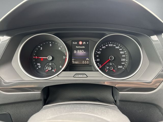 Tiguan 2.0 TDI DSG ACTIVE LED+NAVI.+AHK+ACC+SIHZ