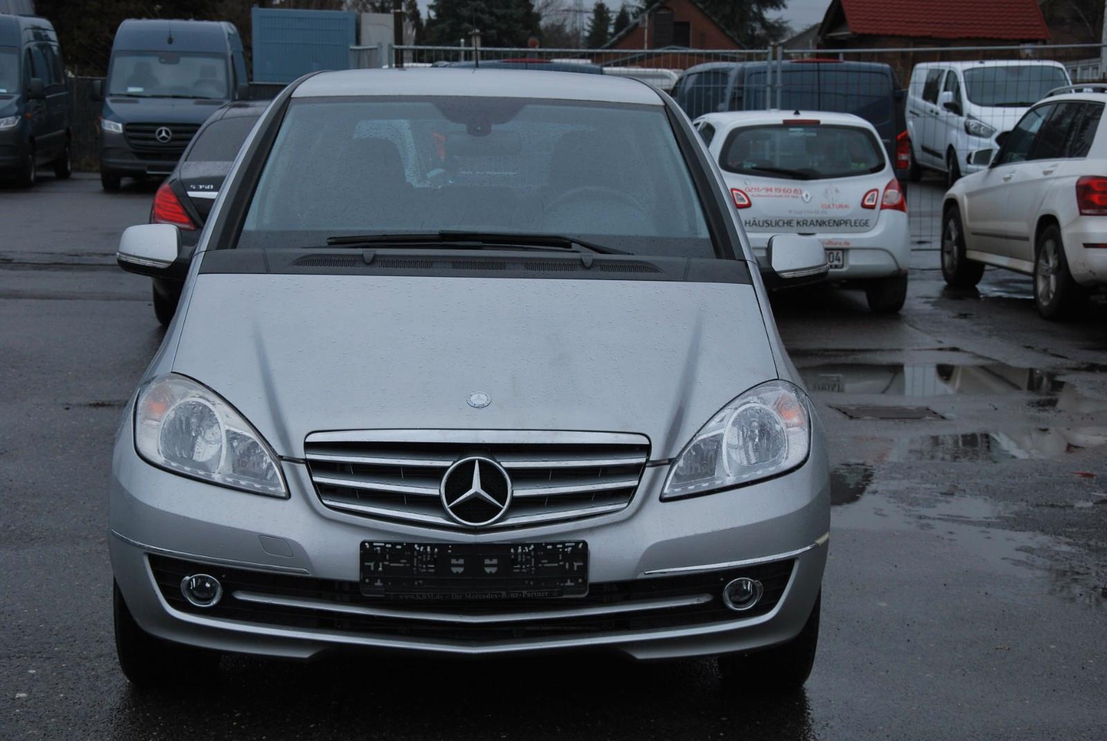 Mercedes-Benz A 170 AUTOM Leder/ KLIMA/ 1HAND/Neu HU+AU/PDC
