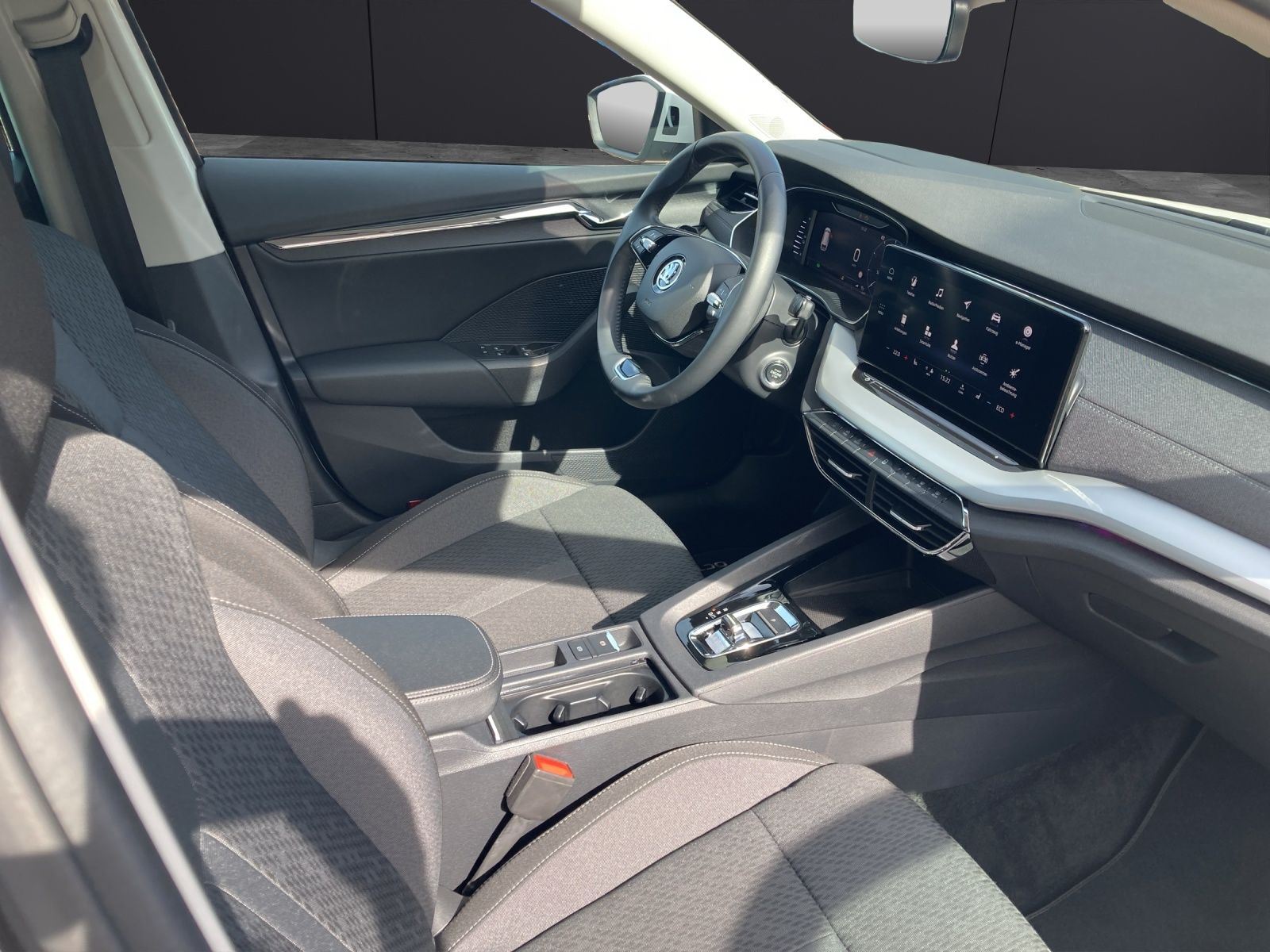 Fahrzeugabbildung SKODA Octavia Combi iV Style DSG LED Navi ACC RFK SH 1