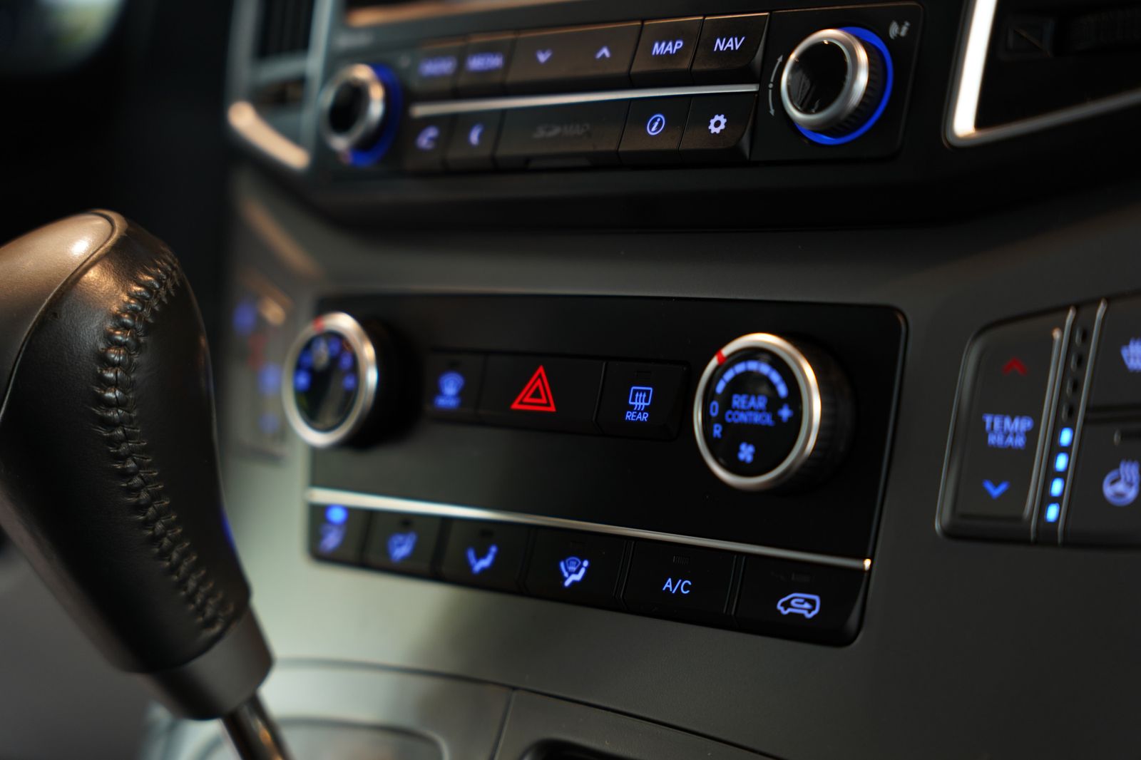Hyundai H 1
