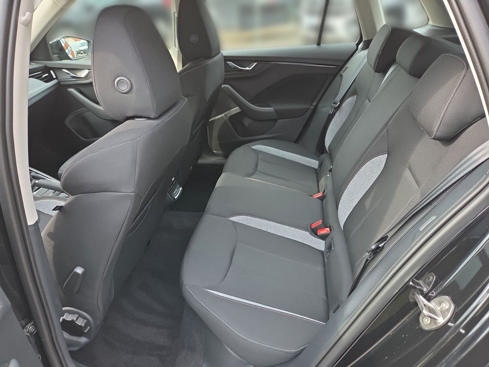 Fahrzeugabbildung SKODA Kamiq Selection