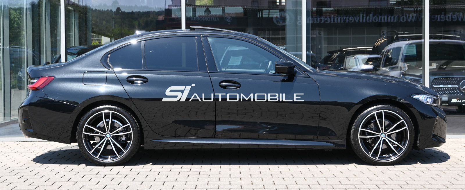 Fahrzeugabbildung BMW 320i xDr. M SPORT °UVP 76.229€°GLASDACH°STANDHZG