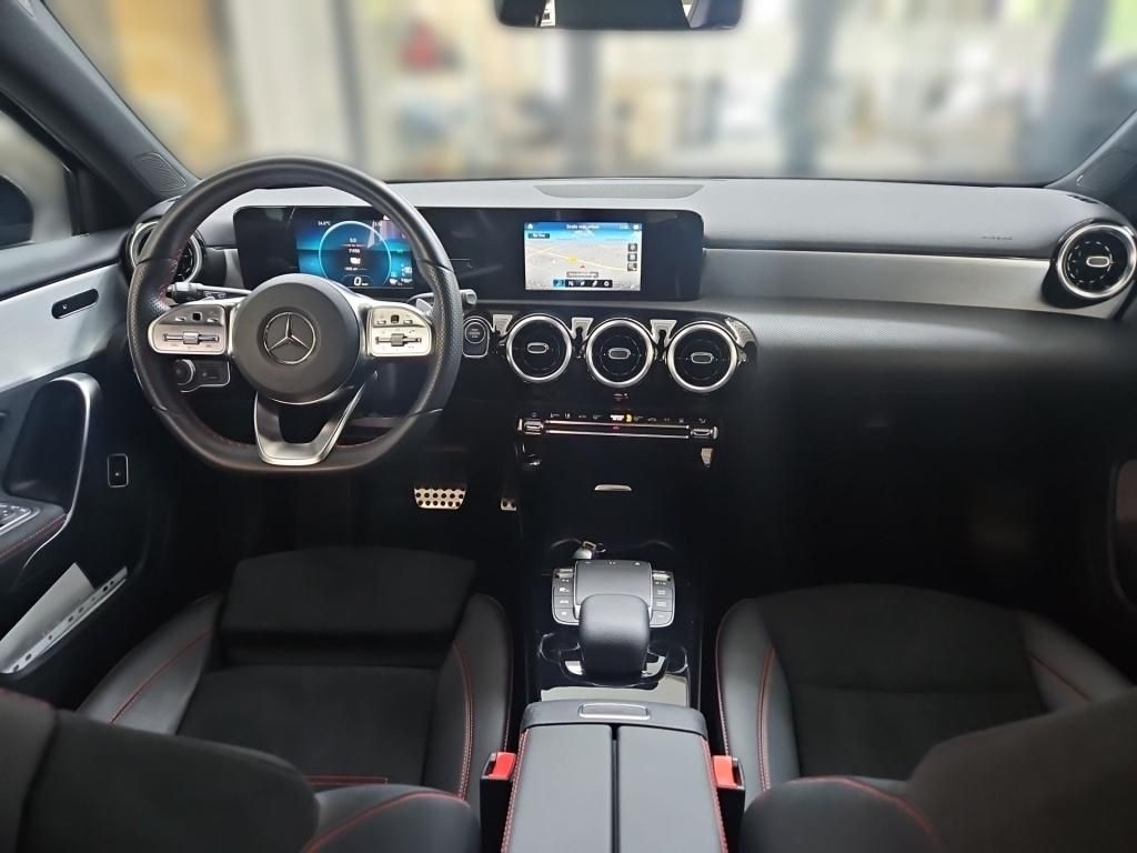 Fahrzeugabbildung Mercedes-Benz A 250 e AMG Night ACC Navi LED SHZ Sport KAM DAB