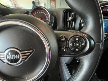 MINI One Countryman - 11
