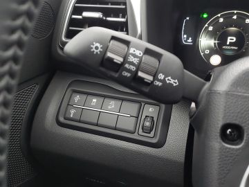 KGM Tivoli ESSENTIAL 1.5 AT NaviCarPlayRFKDABSHZ