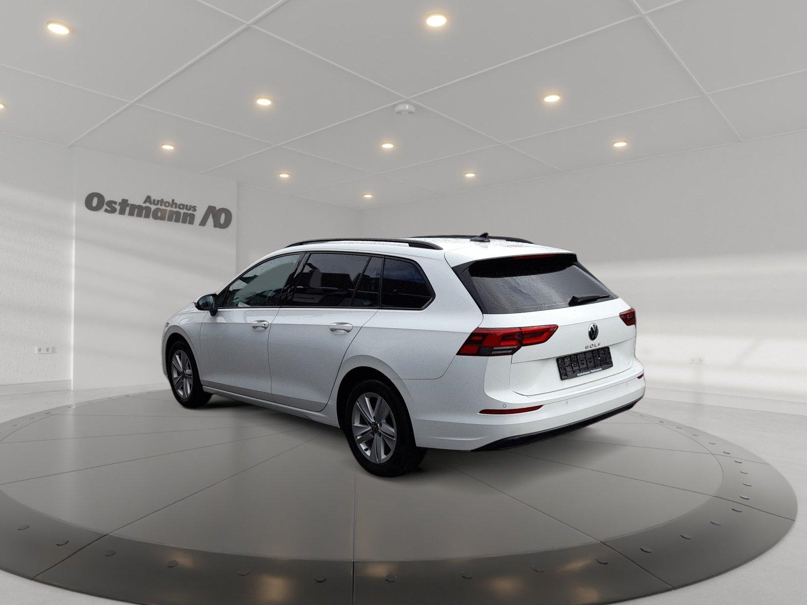 Volkswagen Golf VIII Variant 2.0 TDI Life Navi ACC CarPlay