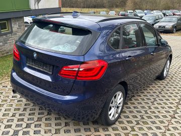 BMW 218 - 4