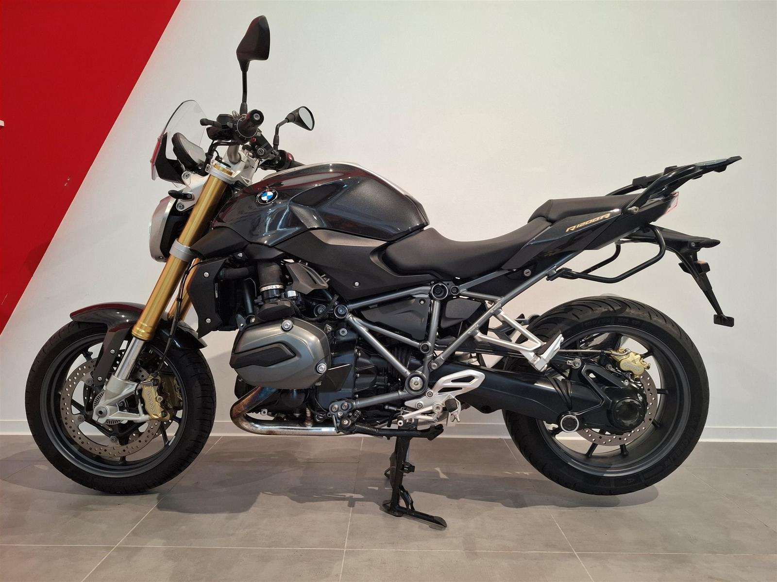 BMW R 1200 R 3 Pakete, nur 5476km, Unfallfrei