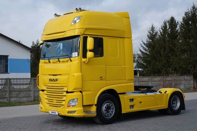 DAF XF 530 / SUPER SPACE CAB / STANDARD / EURO 6 /