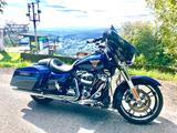 Harley-Davidson Street Glide anniversary - CHOPPER VON 81 BIS 125 CCM