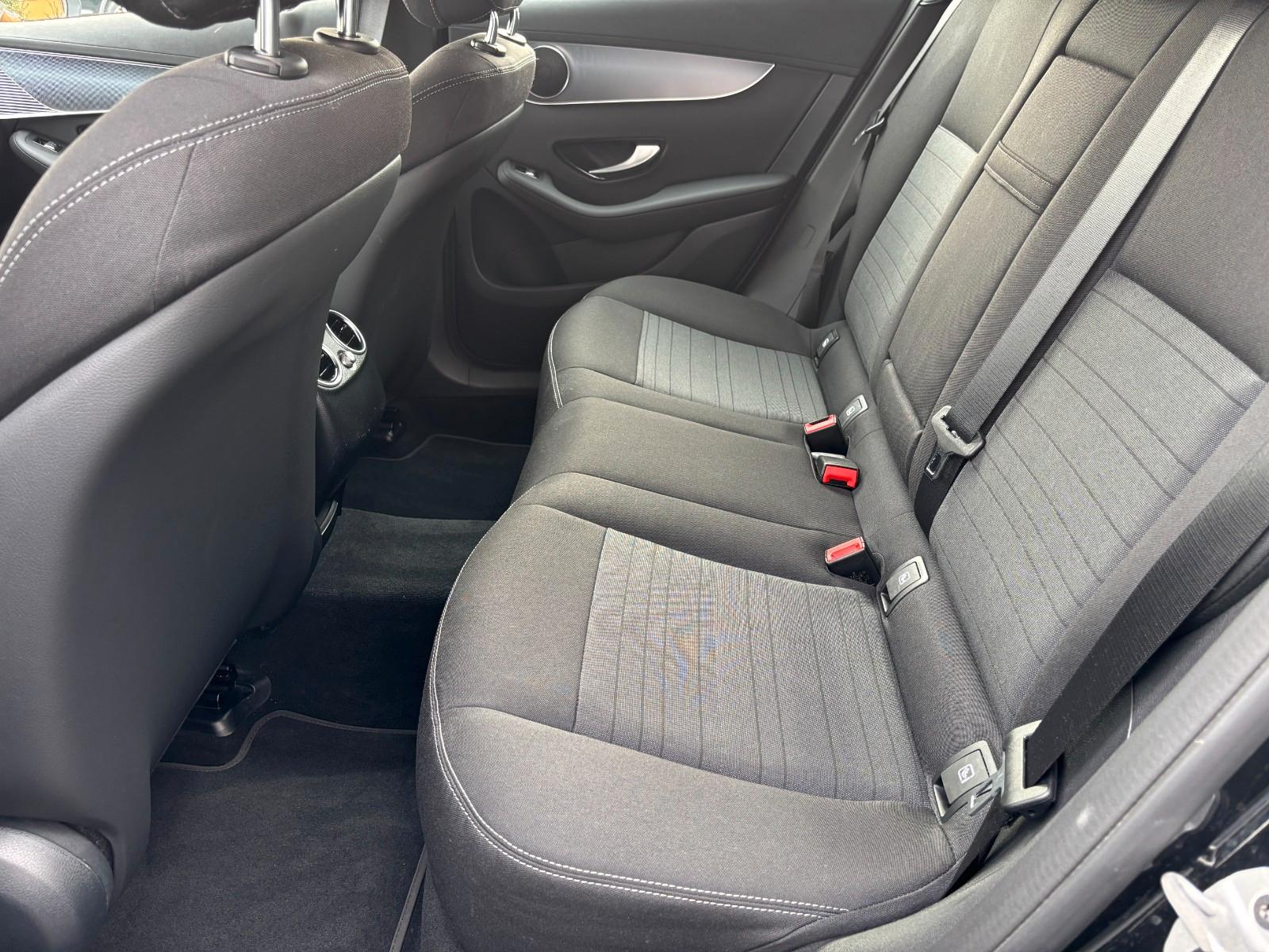 MERCEDES-BENZ EQC 400 4MATIC 408ch - MBUX - MULTIBEAM LED - CAMÉRA DE RECUL - NAVIGATION - APPLE CARPLAY