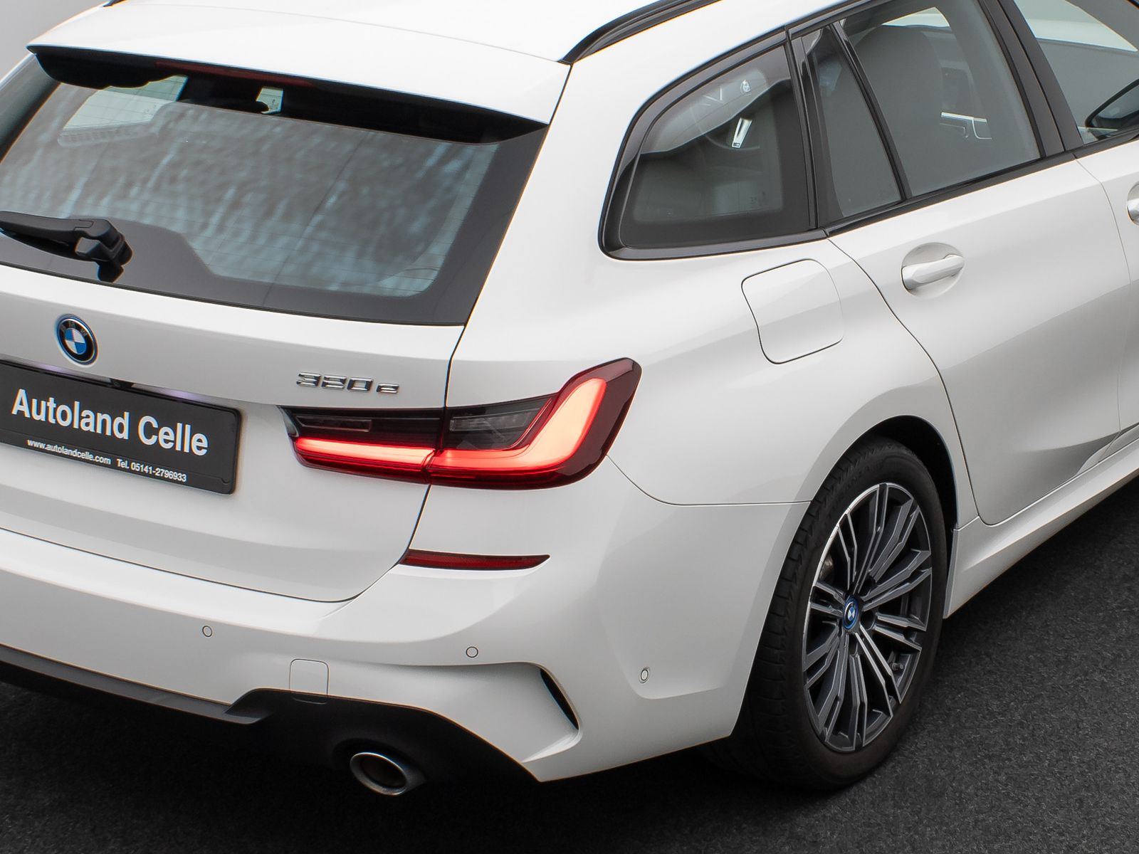 Fahrzeugabbildung BMW 320e xD M Sport 360°DAB HiFi Stop&Go Komfort LED